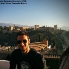 Daniele Sirianni, Erasmus in Granada 2015. In the background: Alhambra de Granada. Picture by Victor Camacho Blasco.